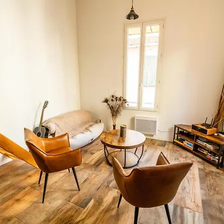 Dolce Clemenceau - Center 4 People Apartmán
